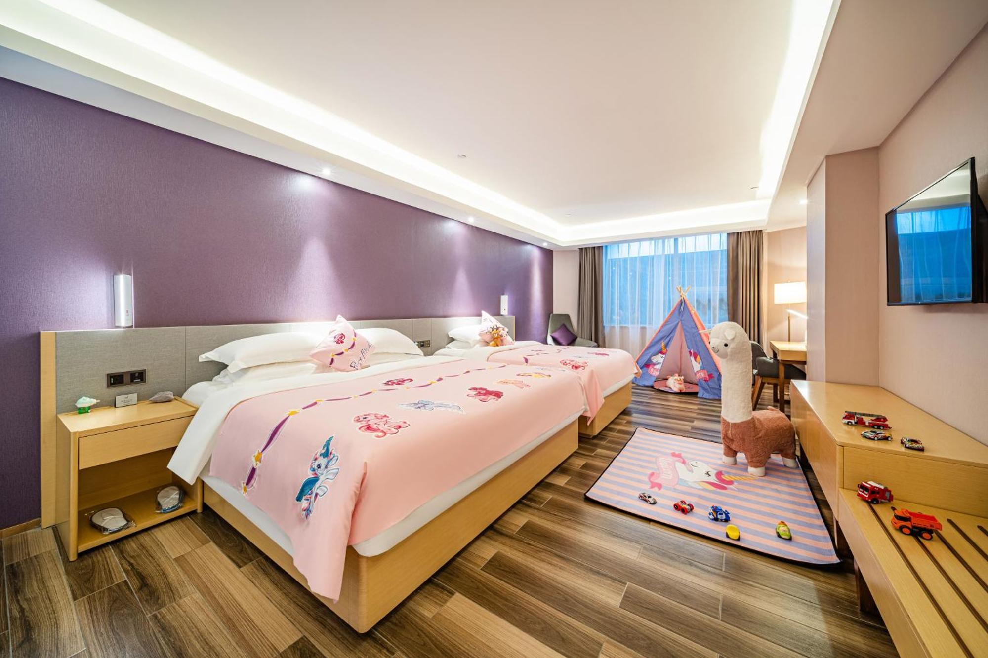 Echarm International Hotel Guangzhou Baiyun International Airport Huadu Plaza Branch - Free Deliver Service To Guangzhou Baiyun International Airport & Free Deliver Service To Canton Fair Complex During Canton Fair Period Exterior foto